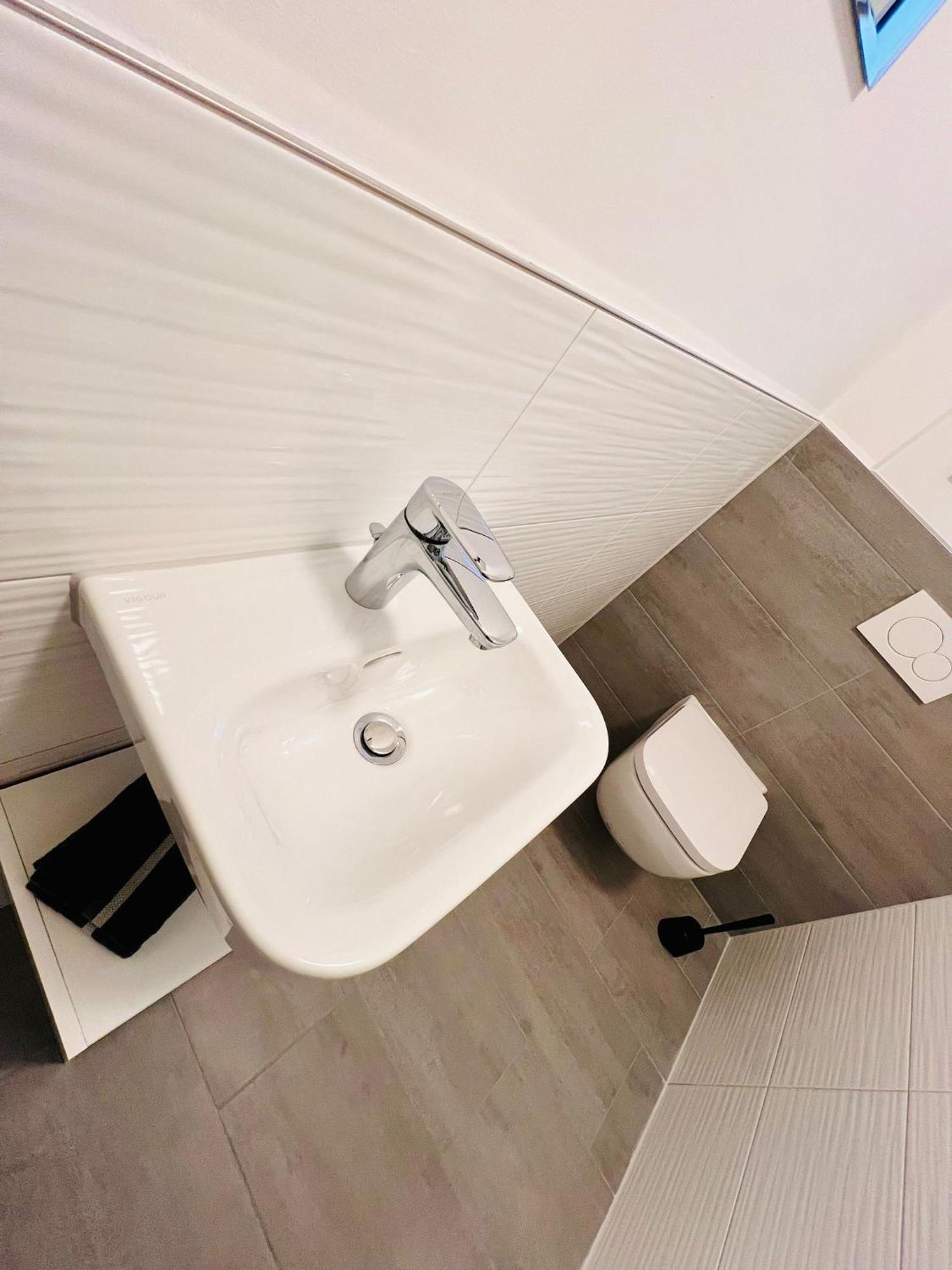 Weikersheim Penthouse Apartment Ngoại thất bức ảnh